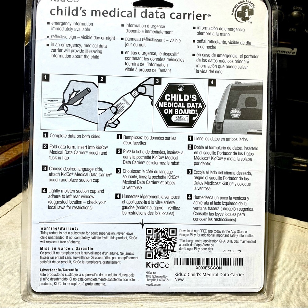 KidCo Child's Medical Data Carrier for your Car in case of accident/emergency - Picture 4 of 13